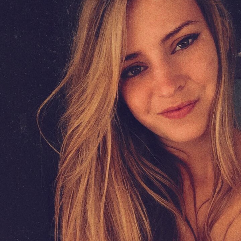 Meet your Posher, Lauren